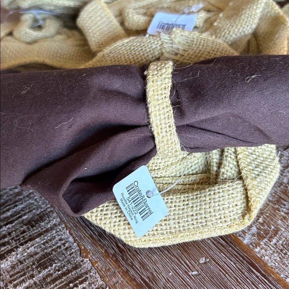 NWT Crate&Barrel Burlap Rosette Napkin Rings